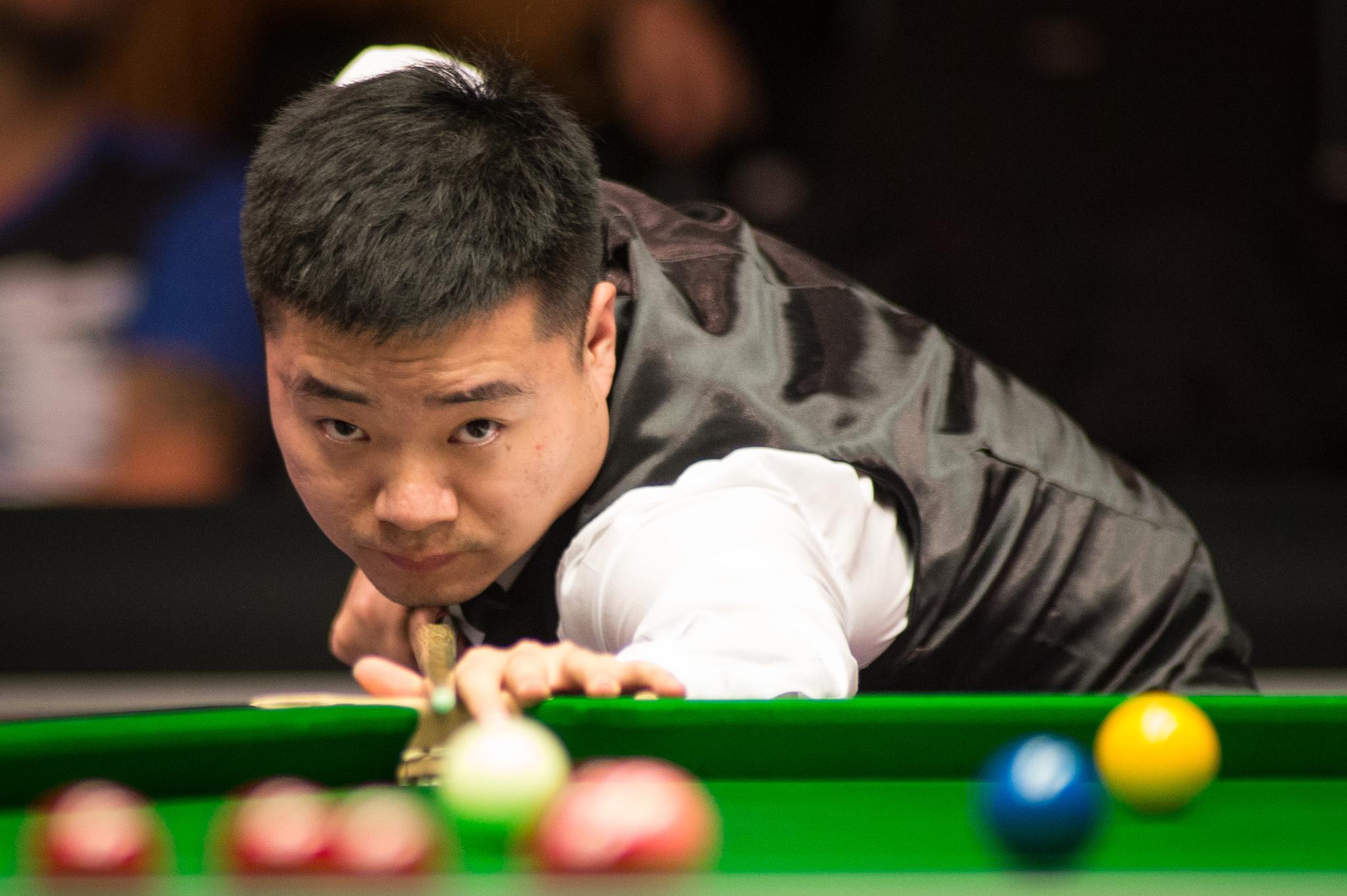 件被媒体持 件被媒体持